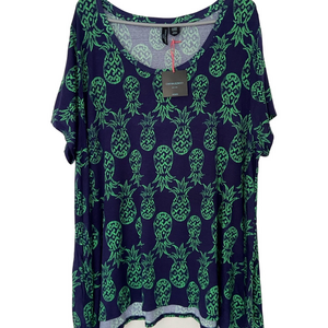 CYNTHIA ROWLEY NAVY BLUE AND GREEN PINEAPPLE PRINT SHORT SLEEVE RAYON BLEND TOP
